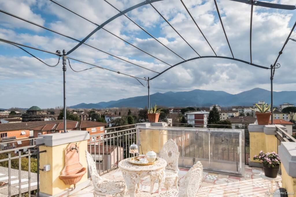 Casa Maria - Attico Di Lusso Vicino Alle Mura Lucca Buitenkant foto